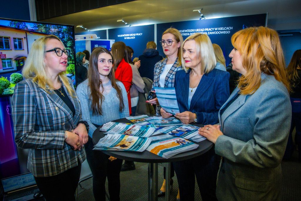 Centrum na „Vibe na Świętokrzyskie: Studiuj, Pracuj, Rozwijaj się!”